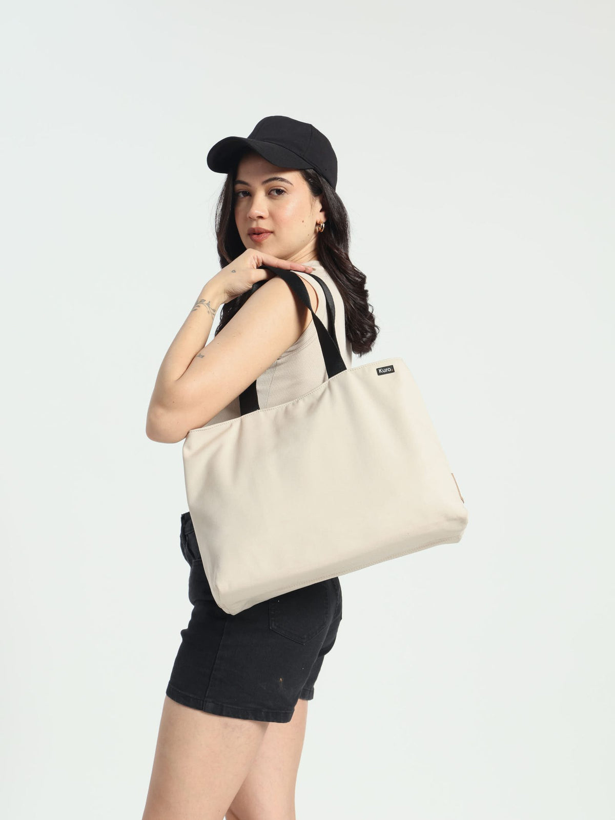 The Essentialist - Beige